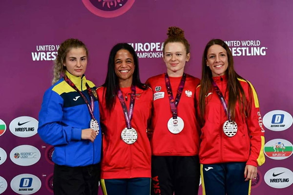 Medalla de Oro para Naiomi Matthews y Medalla de Bronce para Sara Vieitez