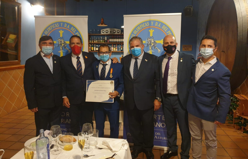 Javier Iglesias Galardonado con la Medalla de Oro de la FELODA