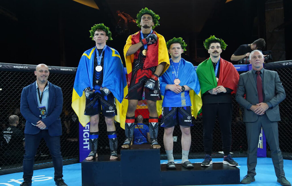 David Hervías retiene la corona en el Europeo de MMA